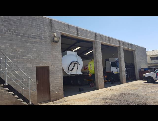 500M² FACTORY TO LET IN KRAAIFONTEIN INDUSTRIA